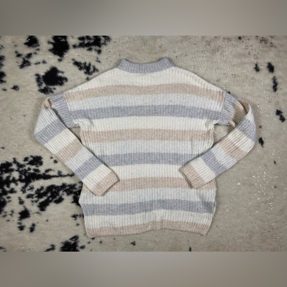 Gap Women’s White Gray Long Sleeve Mock Neck Stripe Knit Sweater Size XL - Picture 7 of 8